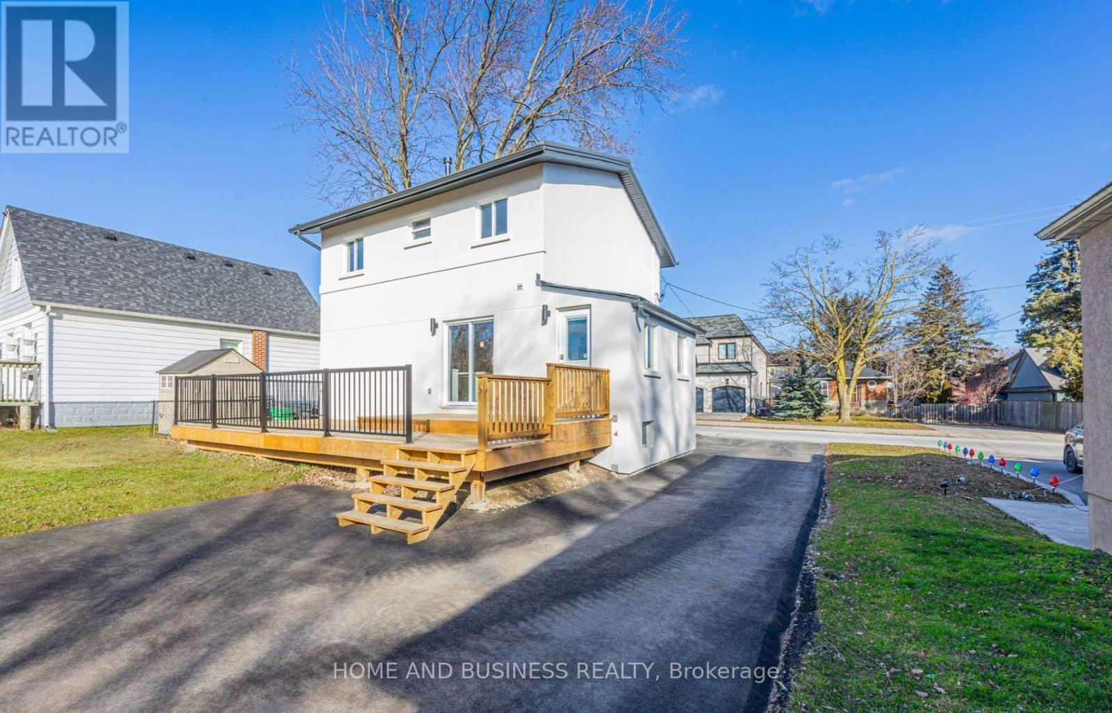 1326 Meredith Avenue, Mississauga, ON - Outdoor With Deck Patio Veranda