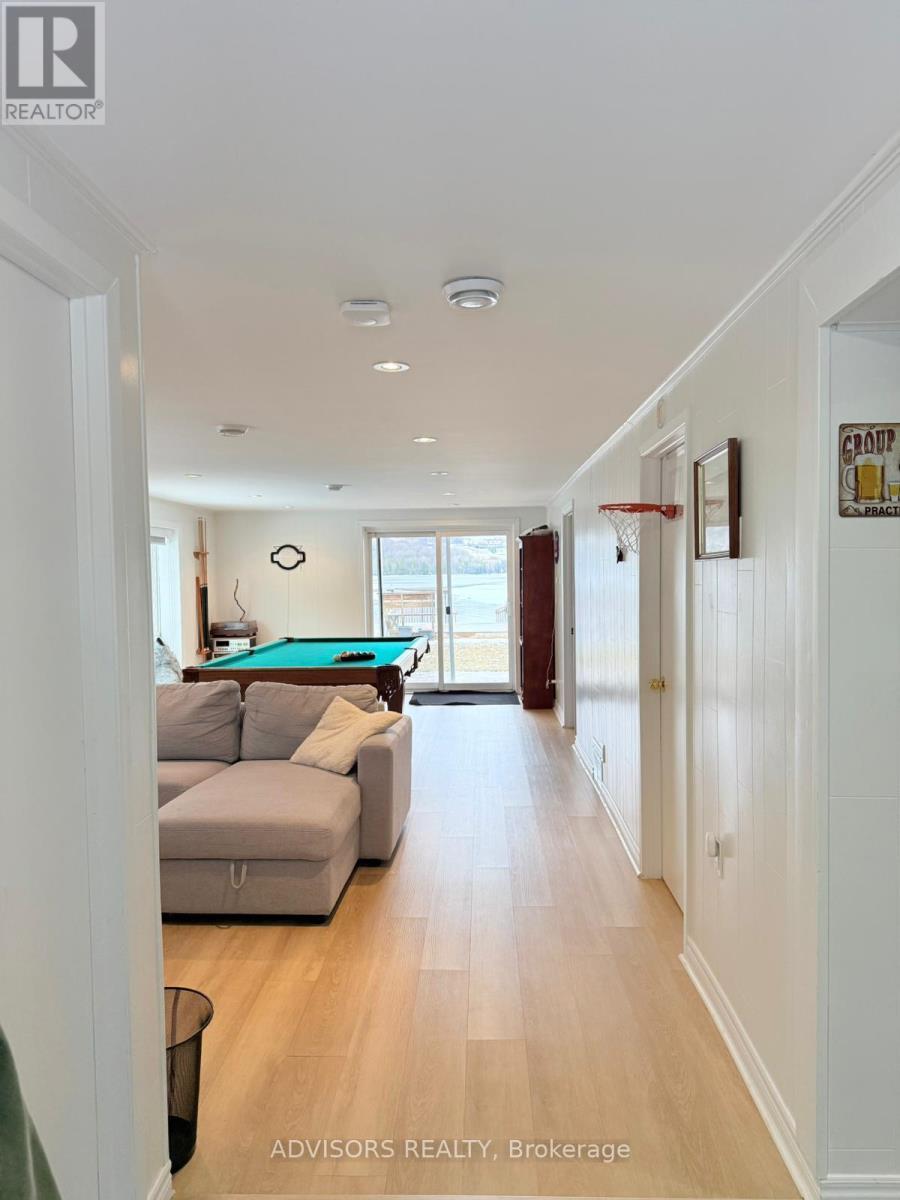 9 Bow Road, Tiny, ON - Indoor Photo Showing Other Room