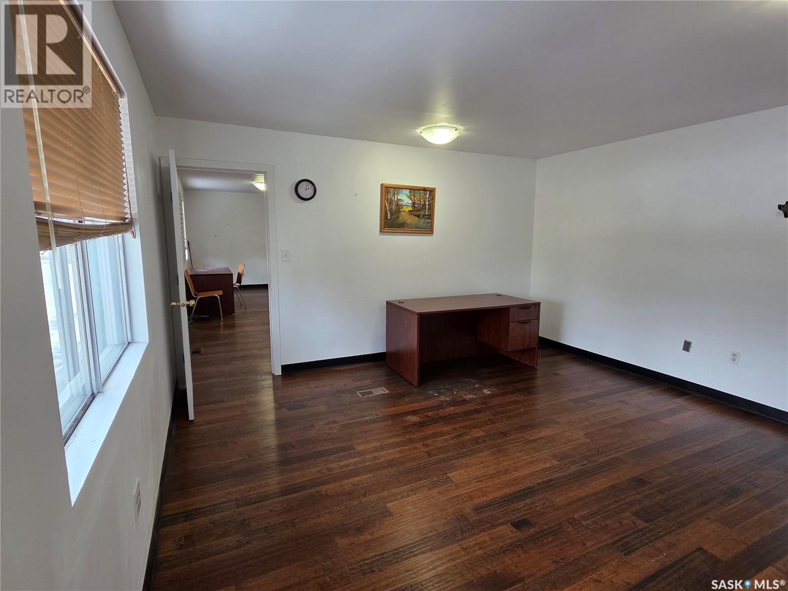60 1932 St George Avenue, Saskatoon, SK