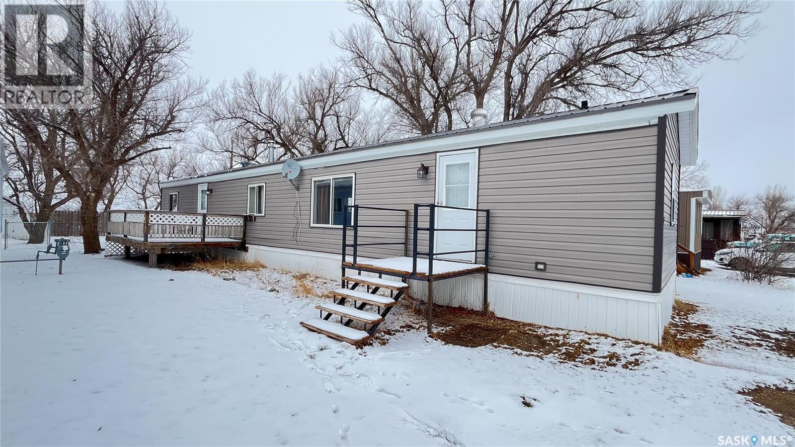 #14 Cypress Mobile Home Park, Maple Creek, SK - Outdoor