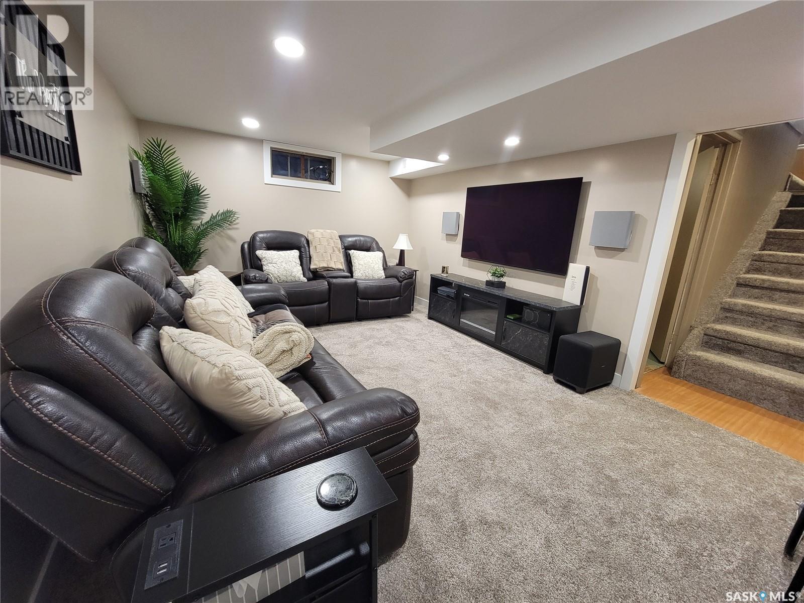 4812 Post Street, Macklin, SK - Indoor Photo Showing Basement