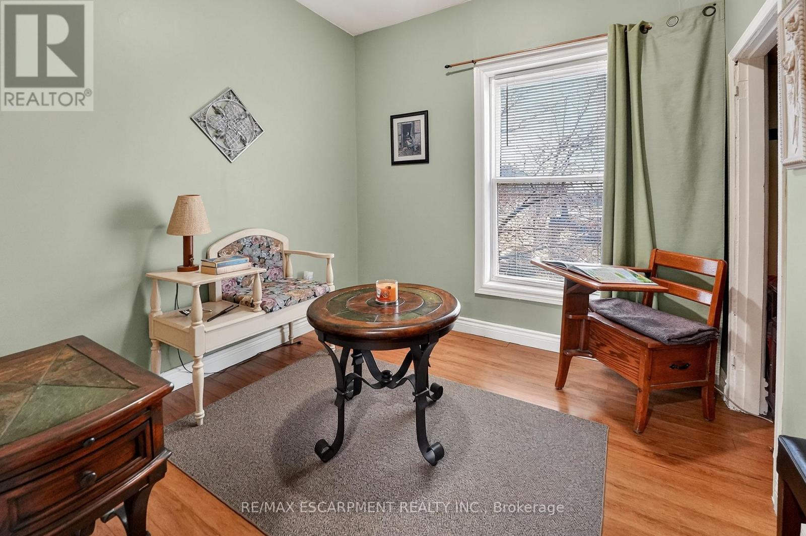 Upper Level - Bedroom - 287 Main Street E, Grimsby, ON - Indoor