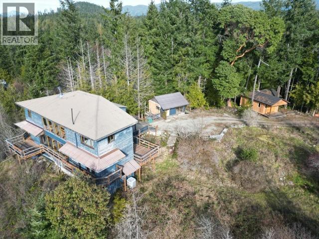 2005 Ralph Road, Powell River, BC - Outdoor With Deck Patio Veranda