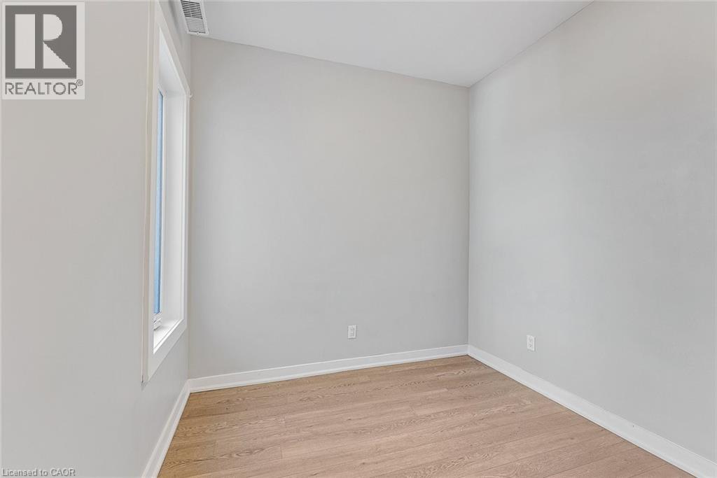 657 Barton Street E Unit# 302, Hamilton, ON - Indoor Photo Showing Other Room