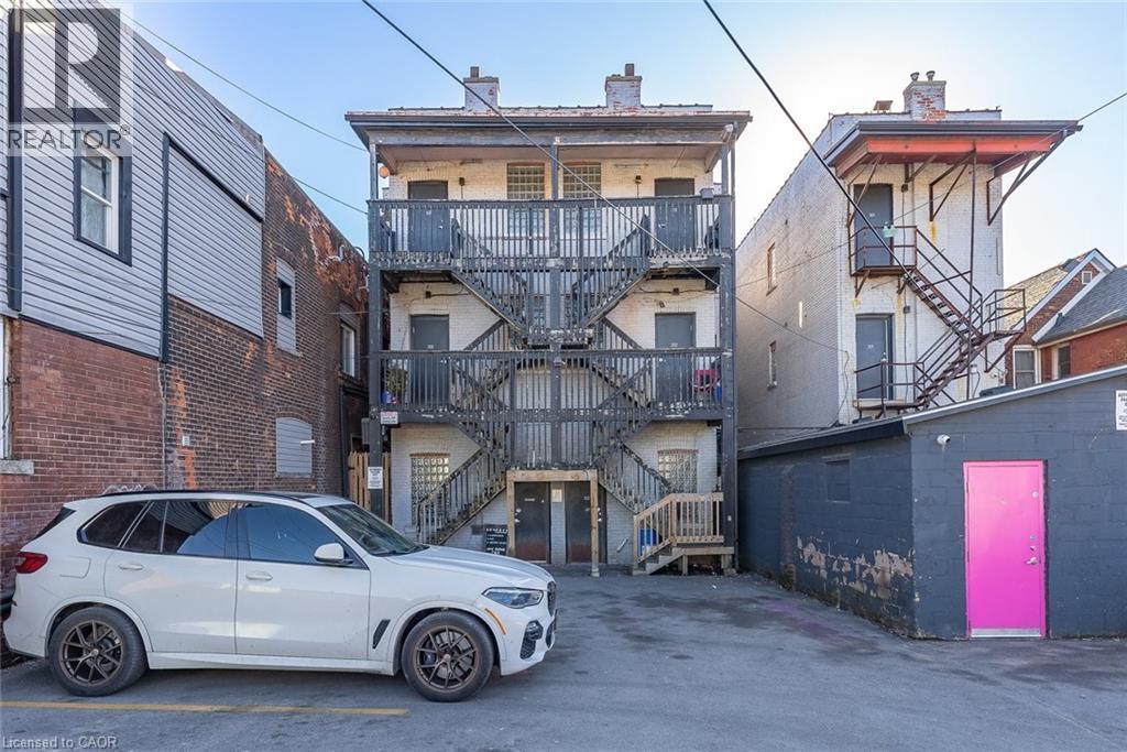 657 Barton Street E Unit# 302, Hamilton, ON - Outdoor