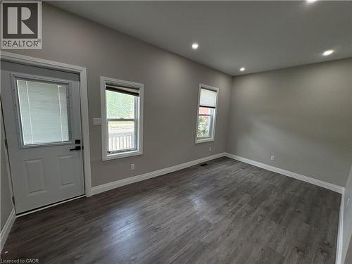 224 Rosslyn Avenue N, Hamilton, ON - Indoor Photo Showing Other Room