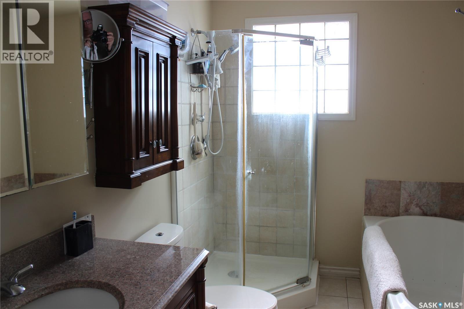 Farstad Acreage, Coalfields Rm No. 4, SK - Indoor Photo Showing Bathroom