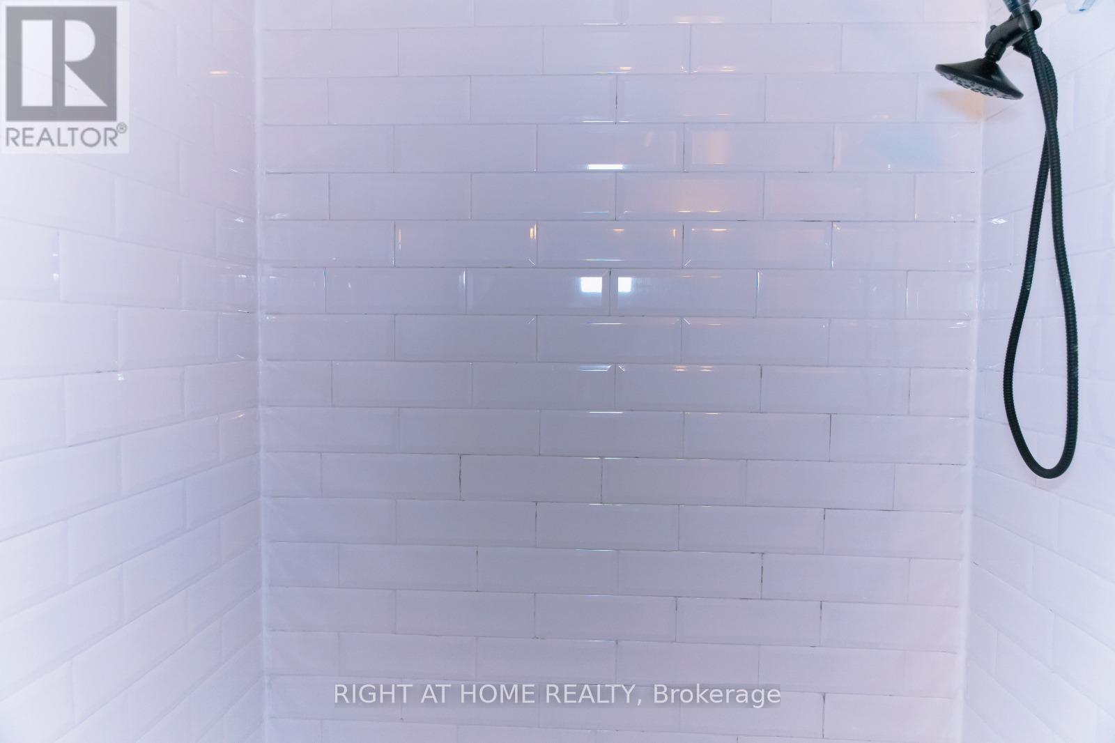 1516 - 2871 Richmond Road, Ottawa, ON - Indoor Photo Showing Bathroom
