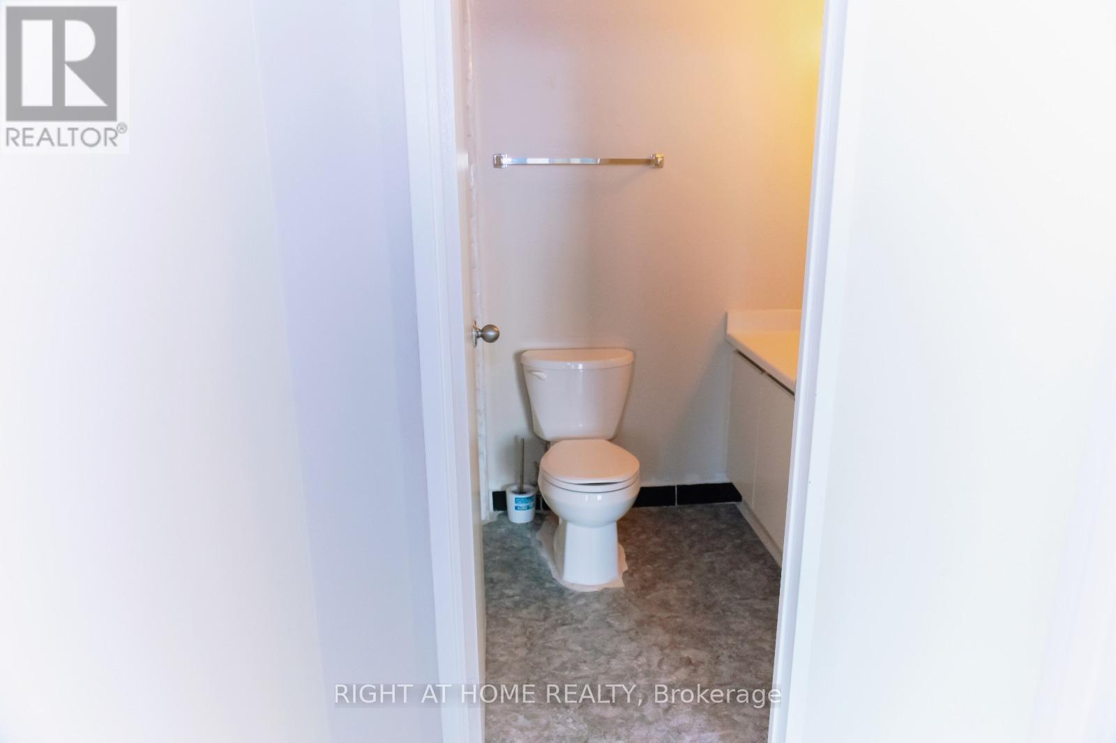 1516 - 2871 Richmond Road, Ottawa, ON - Indoor Photo Showing Bathroom