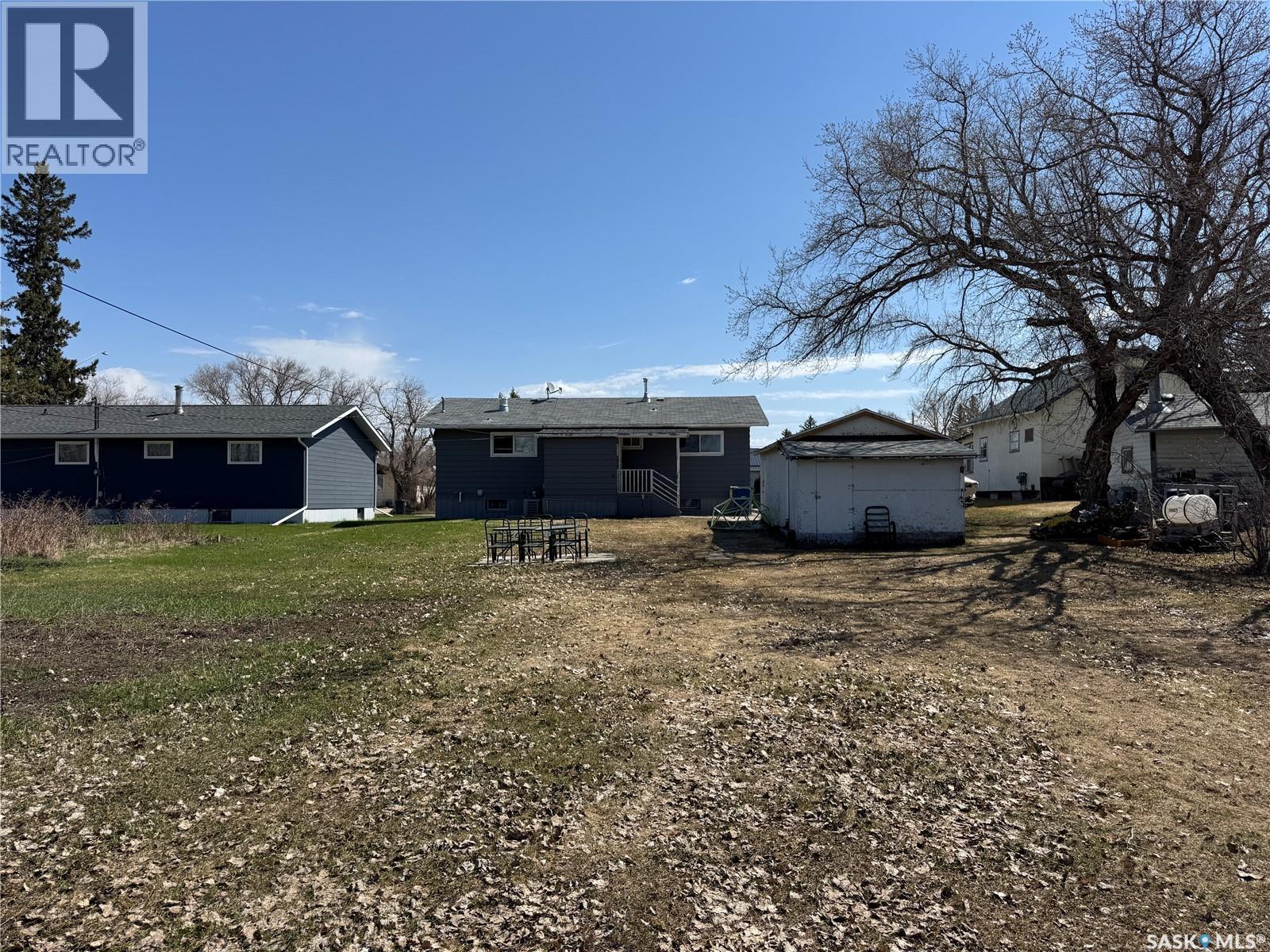 312 5Th Street W, Wynyard, SK - Outdoor