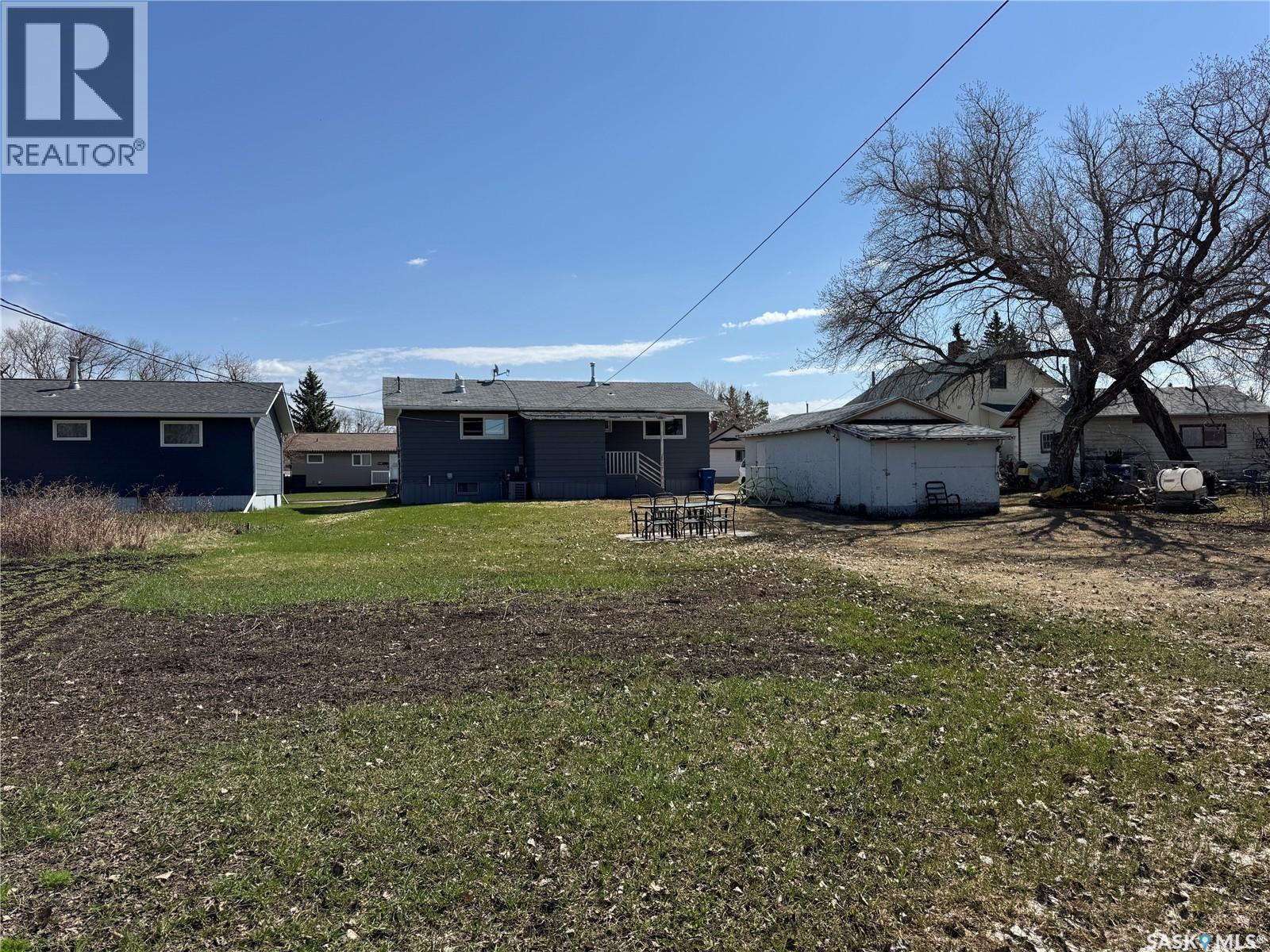312 5Th Street W, Wynyard, SK - Outdoor