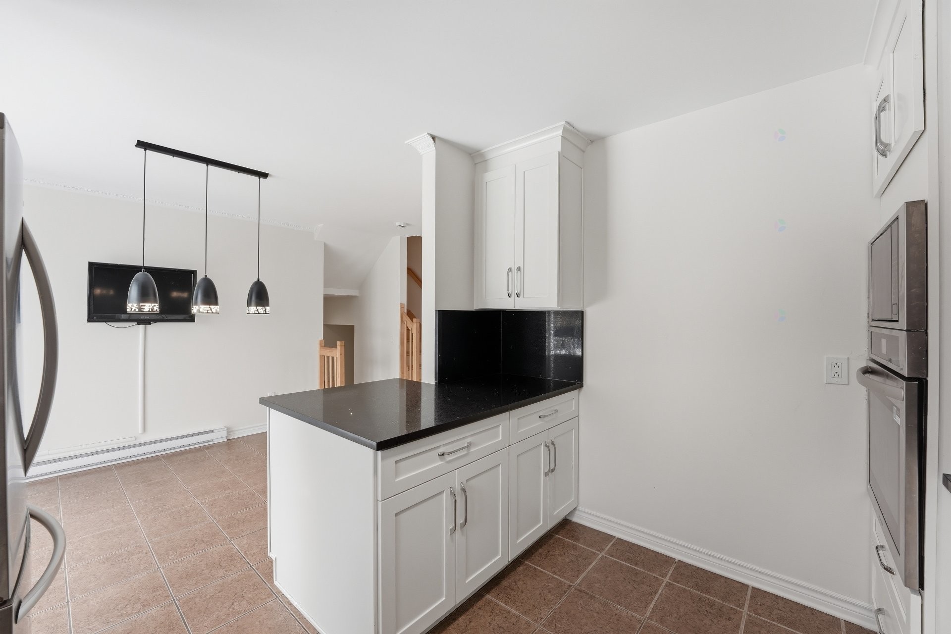 Cuisine - 3998 Rue Mousseau, L'Assomption, QC - Indoor