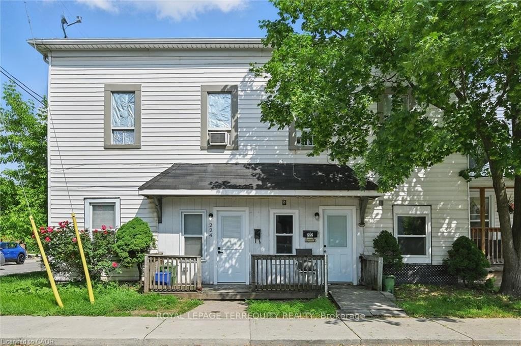 224 Rosslyn Avenue N, Hamilton, ON - Outdoor
