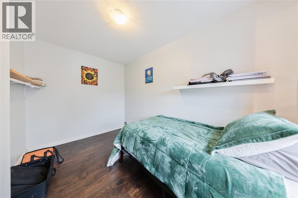 590 Simcoe Street, Warwick-Watford, ON - Indoor Photo Showing Bedroom