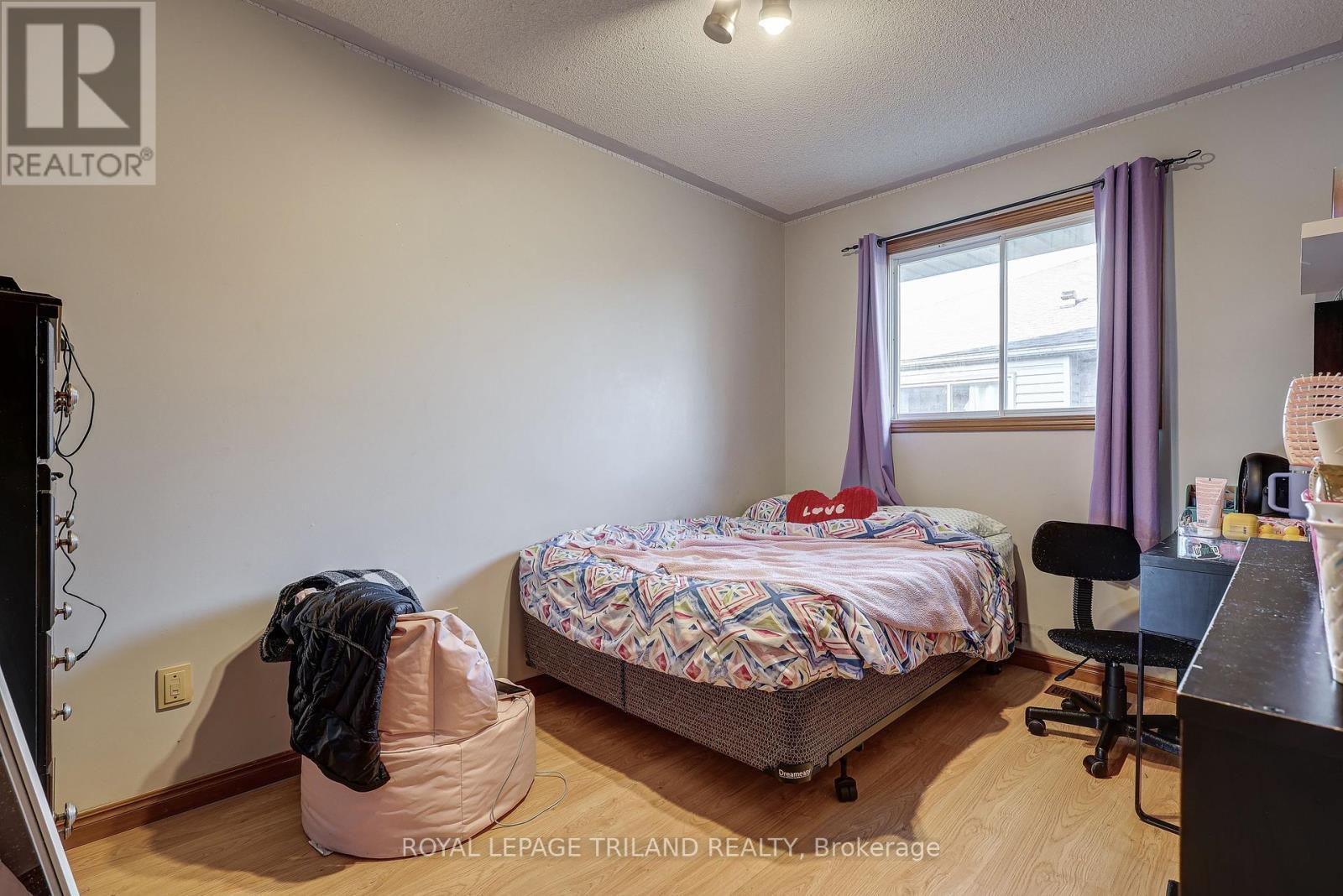 BEDROOM - 378 HIGHVIEW DRIVE - ST. THOMAS - 378 Highview Drive, St. Thomas, ON - Indoor Photo Showing Bedroom