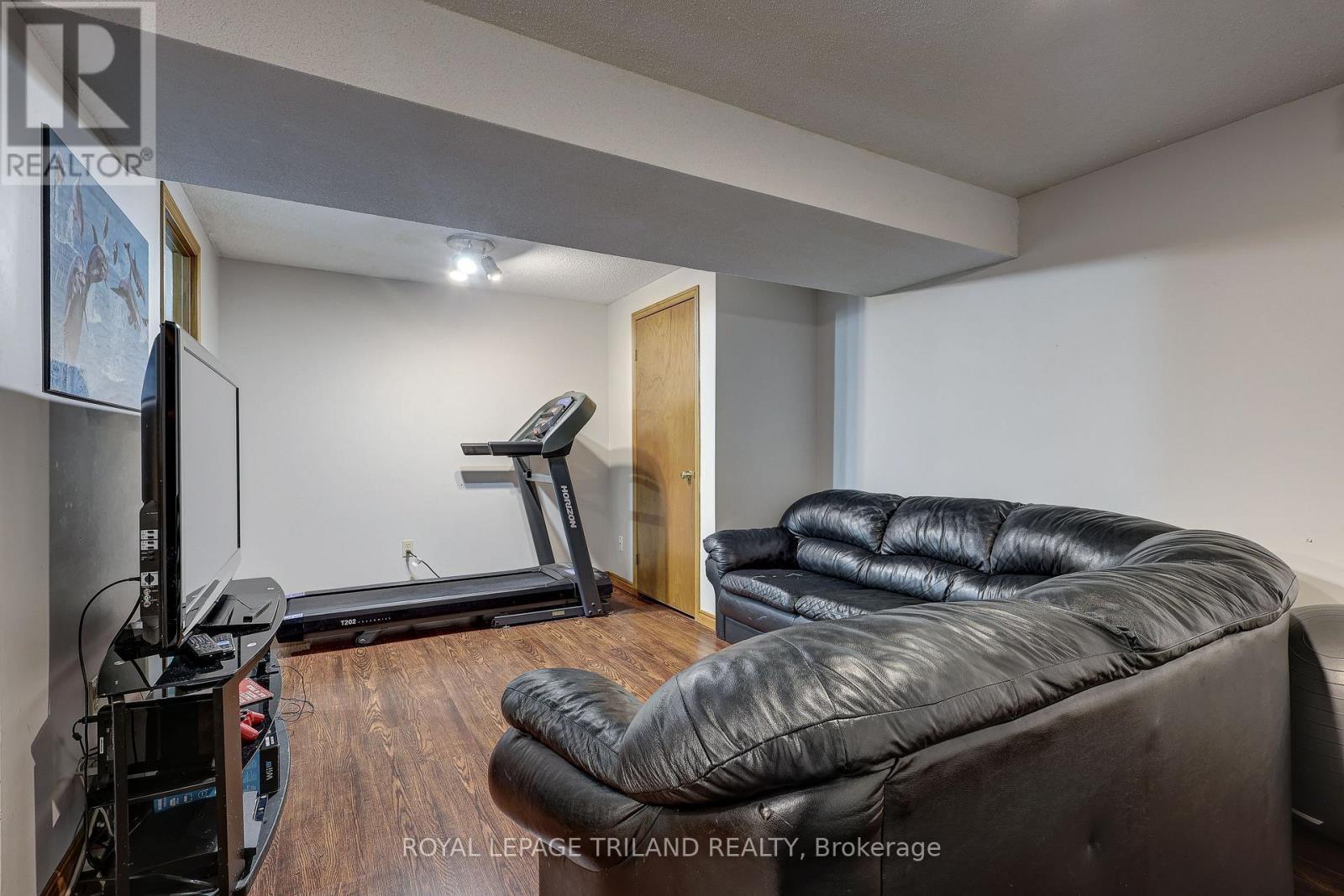 REC ROOM - 378 HIGHVIEW DRIVE - ST. THOMAS - 378 Highview Drive, St. Thomas, ON - Indoor