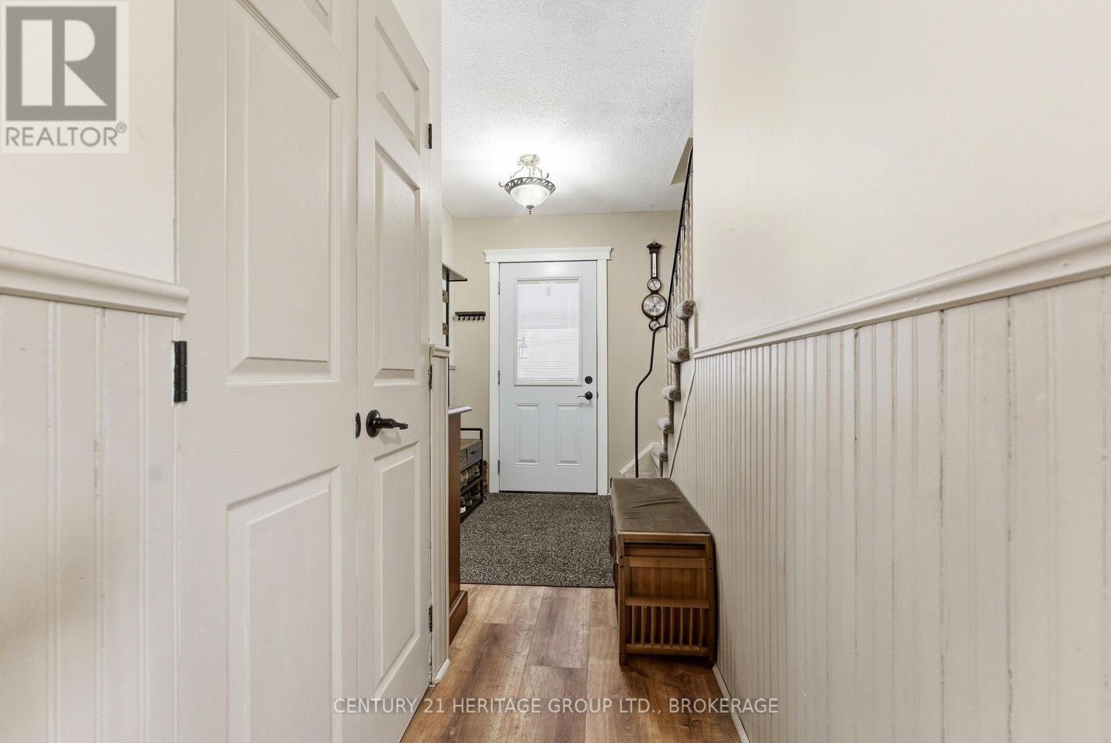 205 Keewatin Street, Oshawa (Donevan), ON - Indoor Photo Showing Other Room