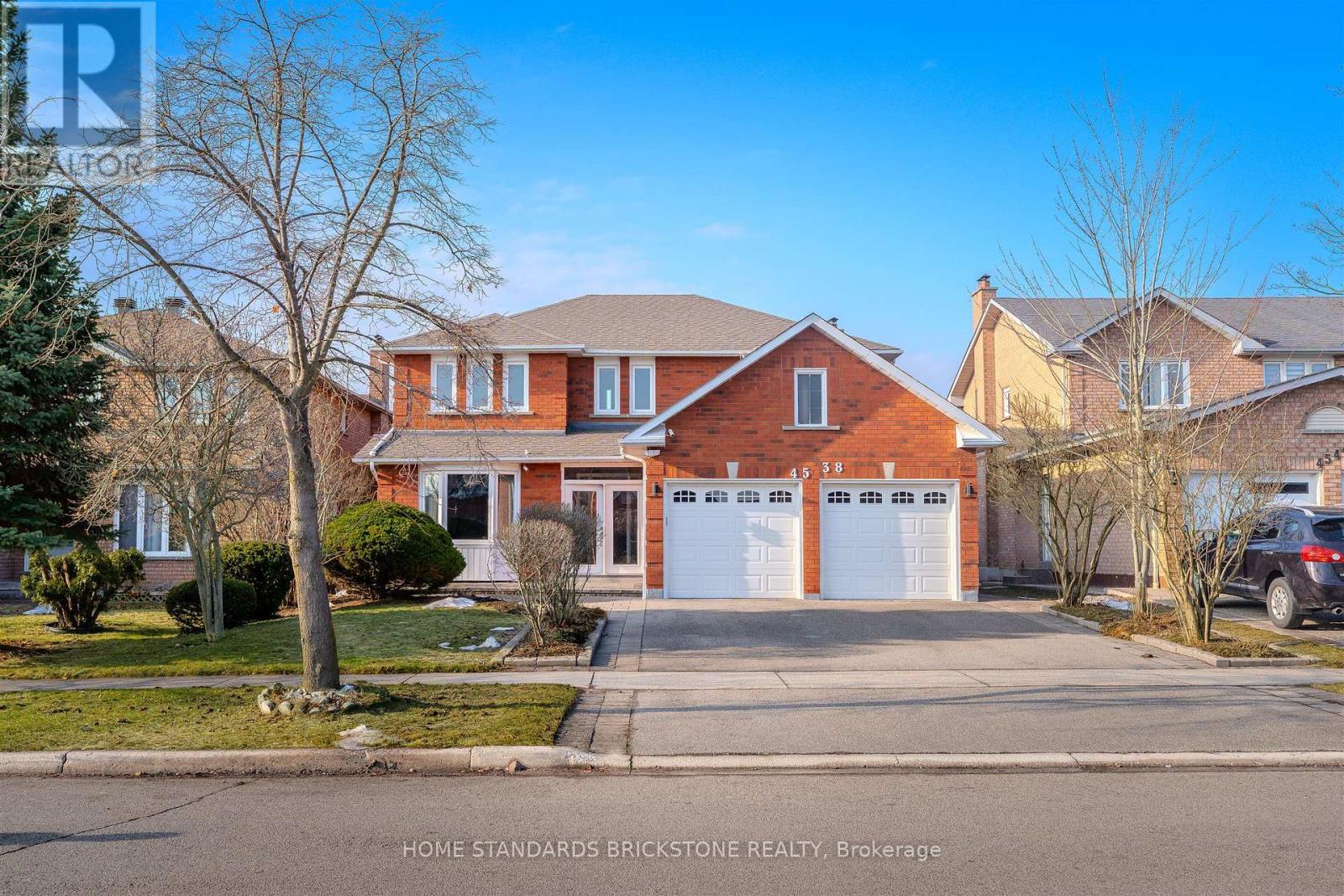 4538 Penhallow Road, Mississauga, ON - Outdoor With Facade