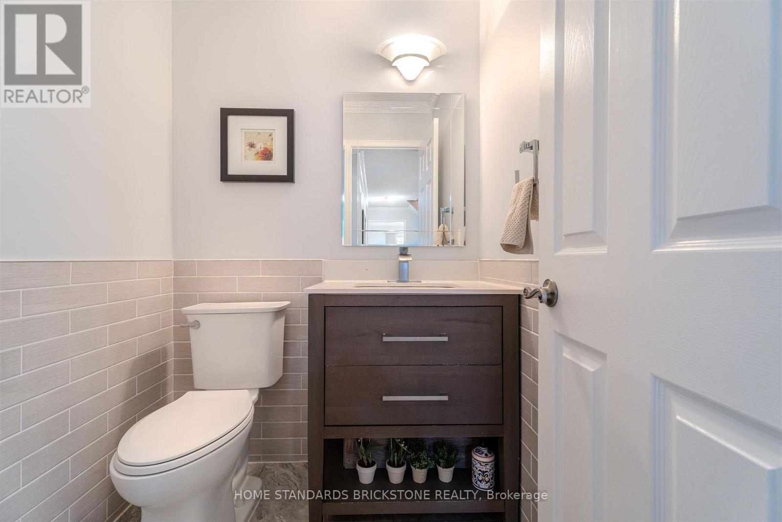 4538 Penhallow Road, Mississauga, ON - Indoor Photo Showing Bathroom