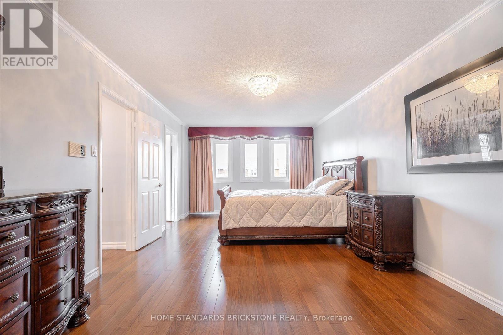 4538 Penhallow Road, Mississauga, ON - Indoor Photo Showing Bedroom
