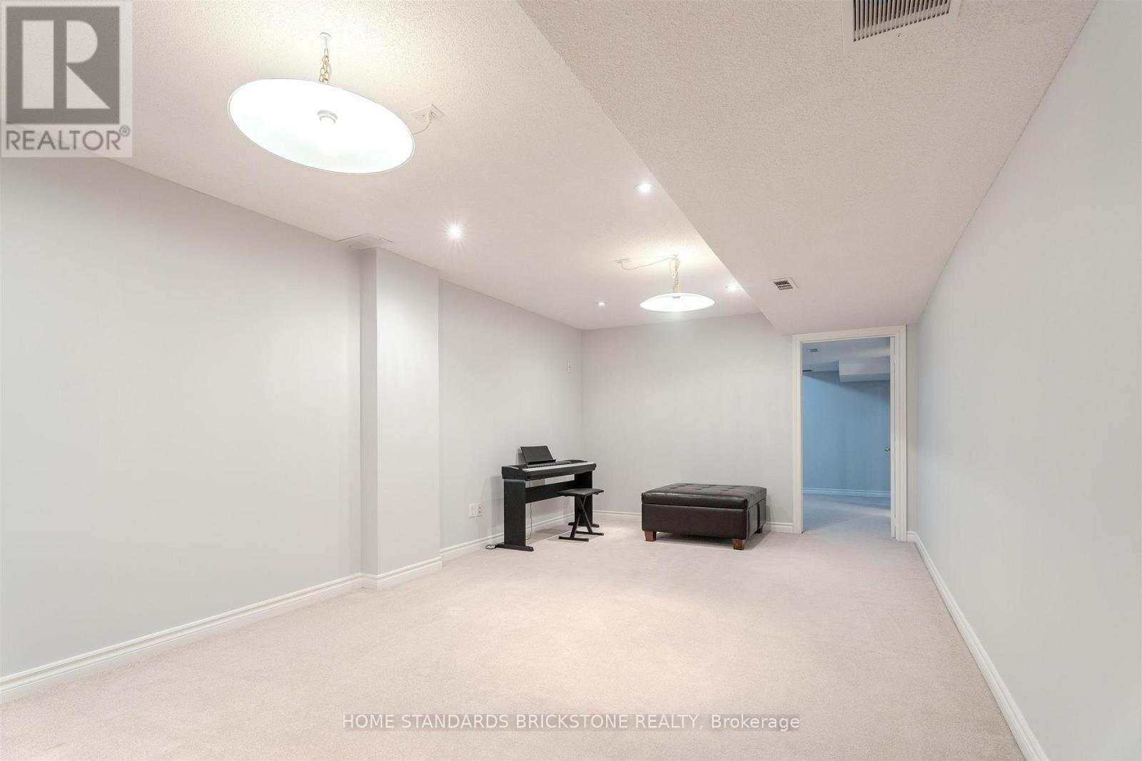4538 Penhallow Road, Mississauga, ON - Indoor Photo Showing Other Room