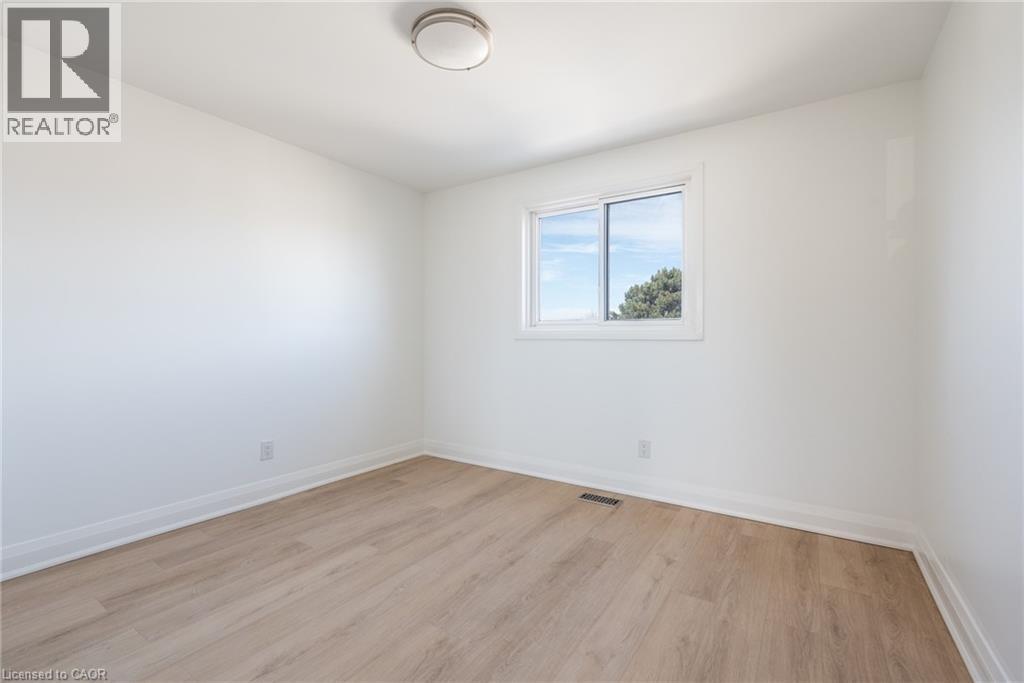 64 Brookstream Court, Hamilton, ON - Indoor Photo Showing Other Room