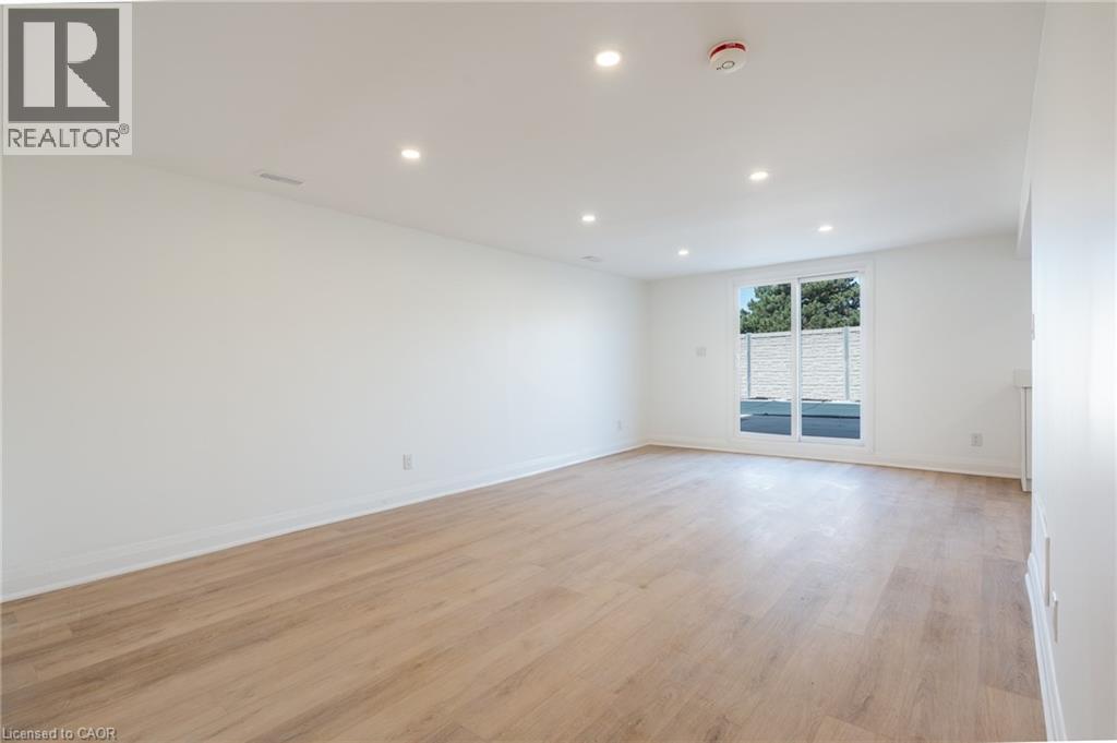 64 Brookstream Court, Hamilton, ON - Indoor Photo Showing Other Room