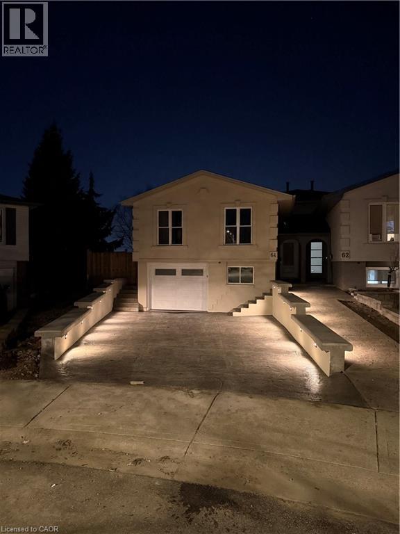 64 Brookstream Court, Hamilton, ON - Outdoor