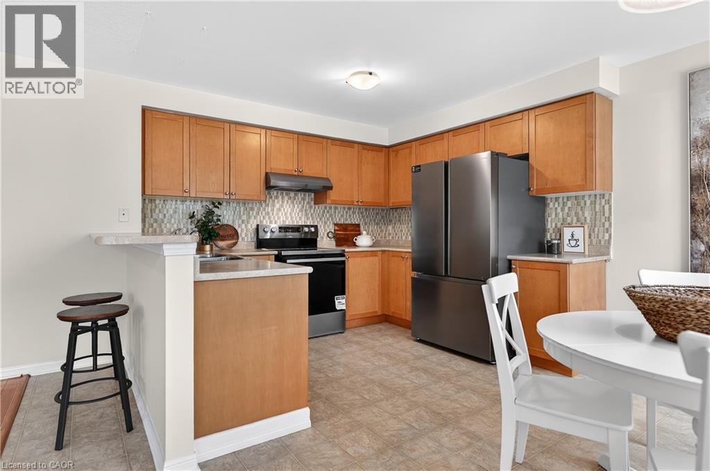 20 Longspur Way, Cambridge, ON - Indoor Photo Showing Kitchen With Stainless Steel Kitchen