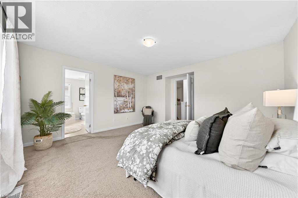 20 Longspur Way, Cambridge, ON - Indoor Photo Showing Bedroom