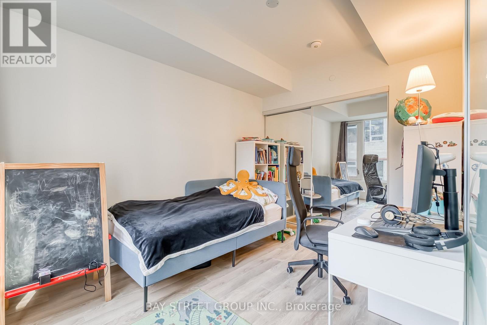 210 - 158 Front Street E, Toronto, ON - Indoor Photo Showing Bedroom