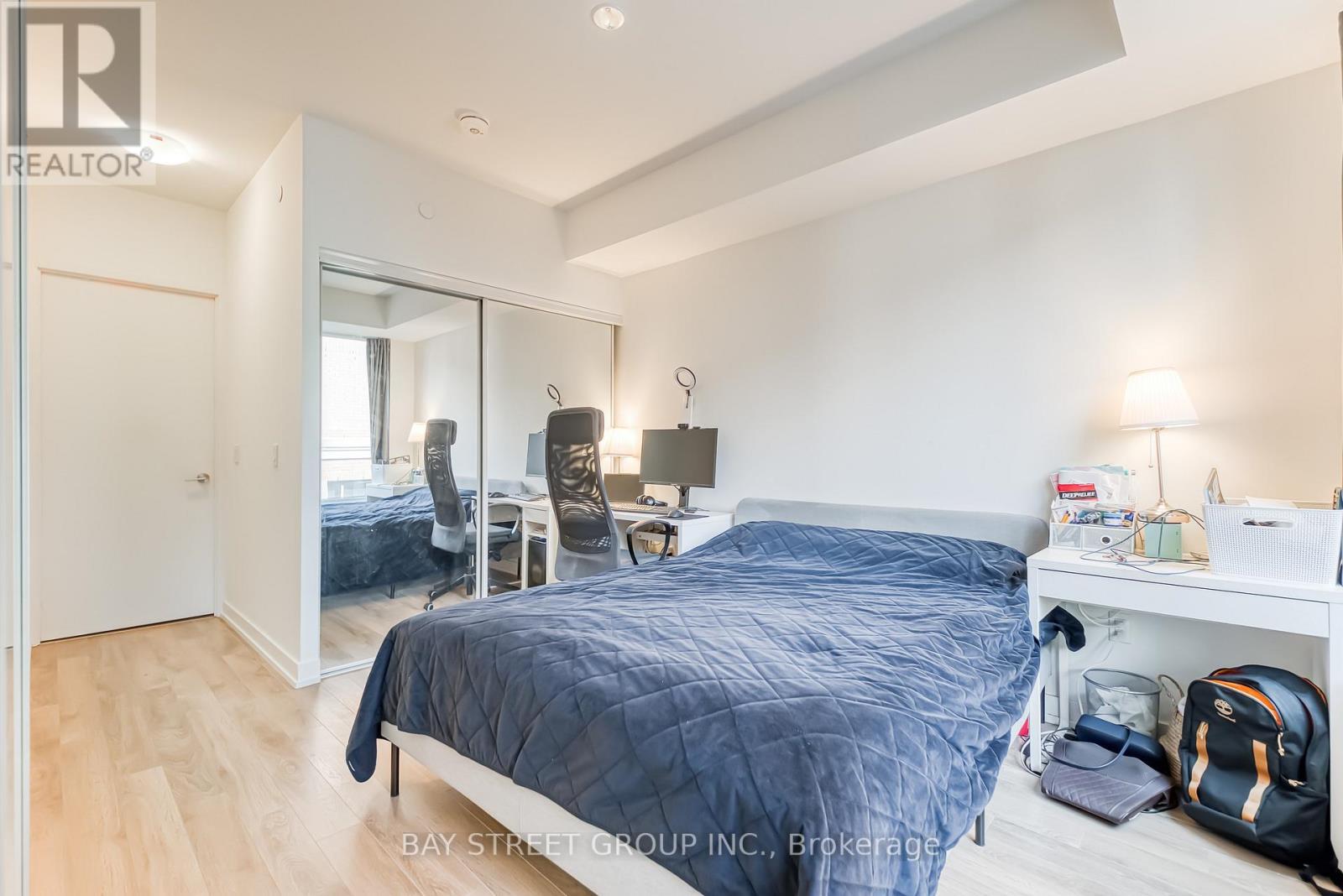 210 - 158 Front Street E, Toronto, ON - Indoor Photo Showing Bedroom