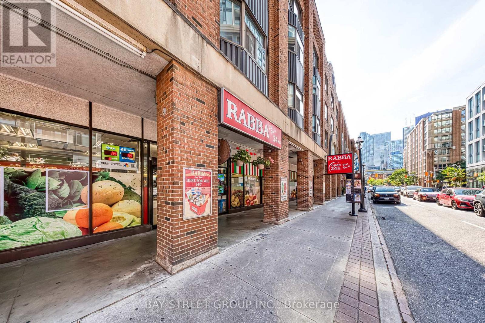 210 - 158 Front Street E, Toronto, ON - Outdoor