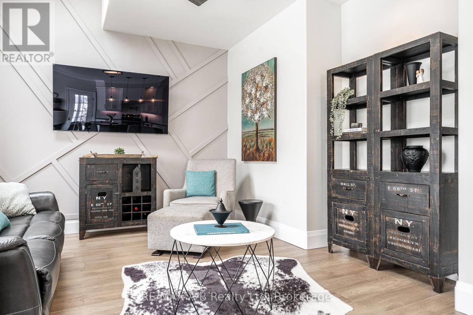 4609 Road 164, West Perth (Logan), ON - Indoor