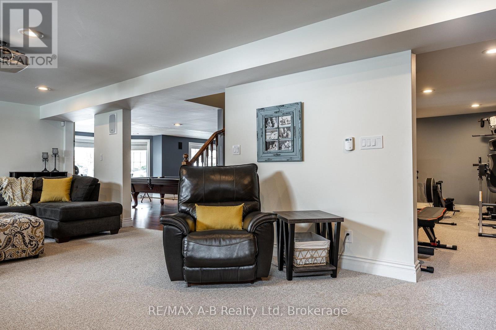 4609 Road 164, West Perth (Logan), ON - Indoor