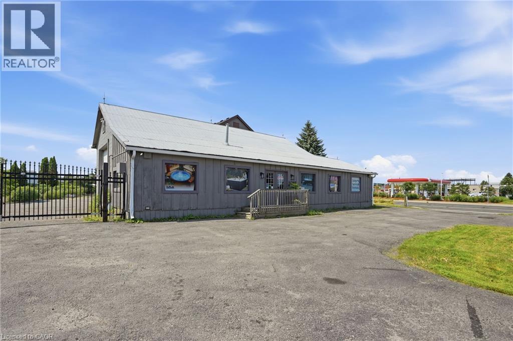 1360 Rymal Road E, Hamilton, ON