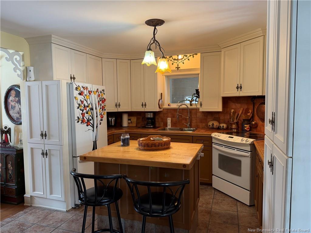648 Toussaint Rd, Saint-Joseph, NB