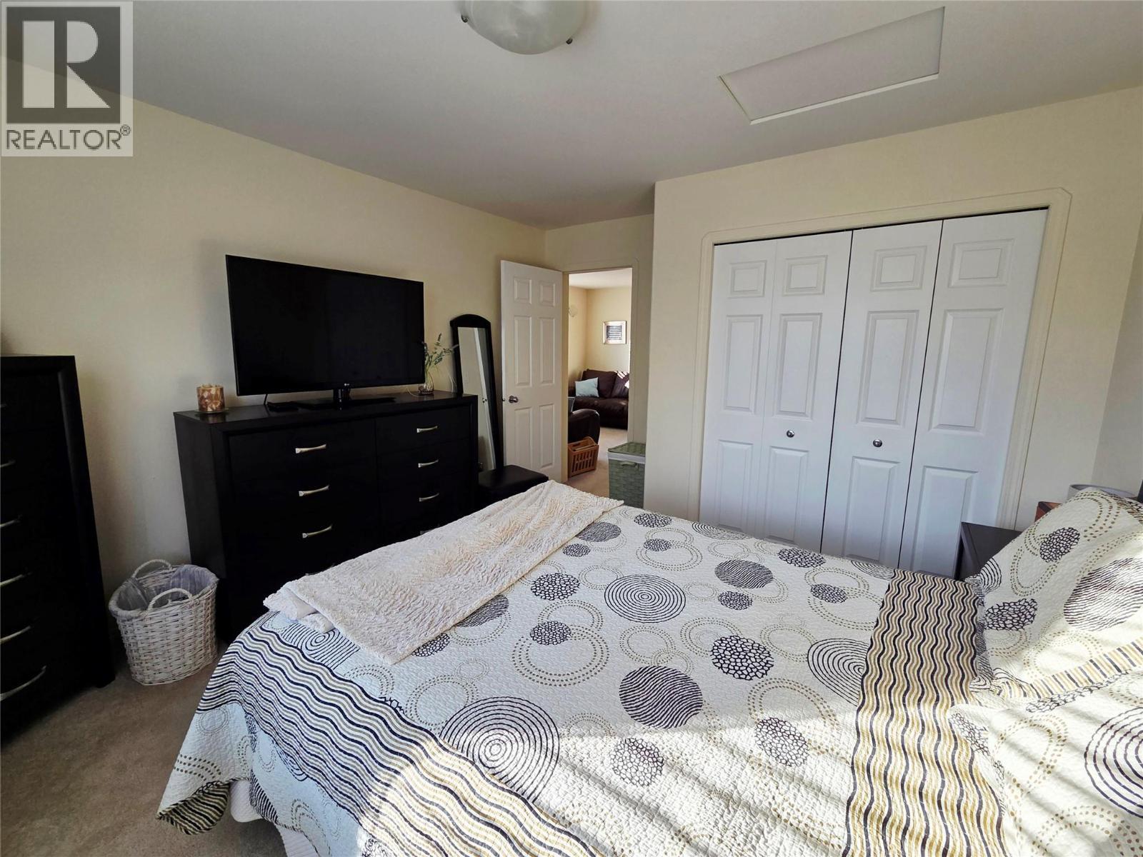 452 Forest Crowne Rise, Kimberley, BC - Indoor Photo Showing Bedroom