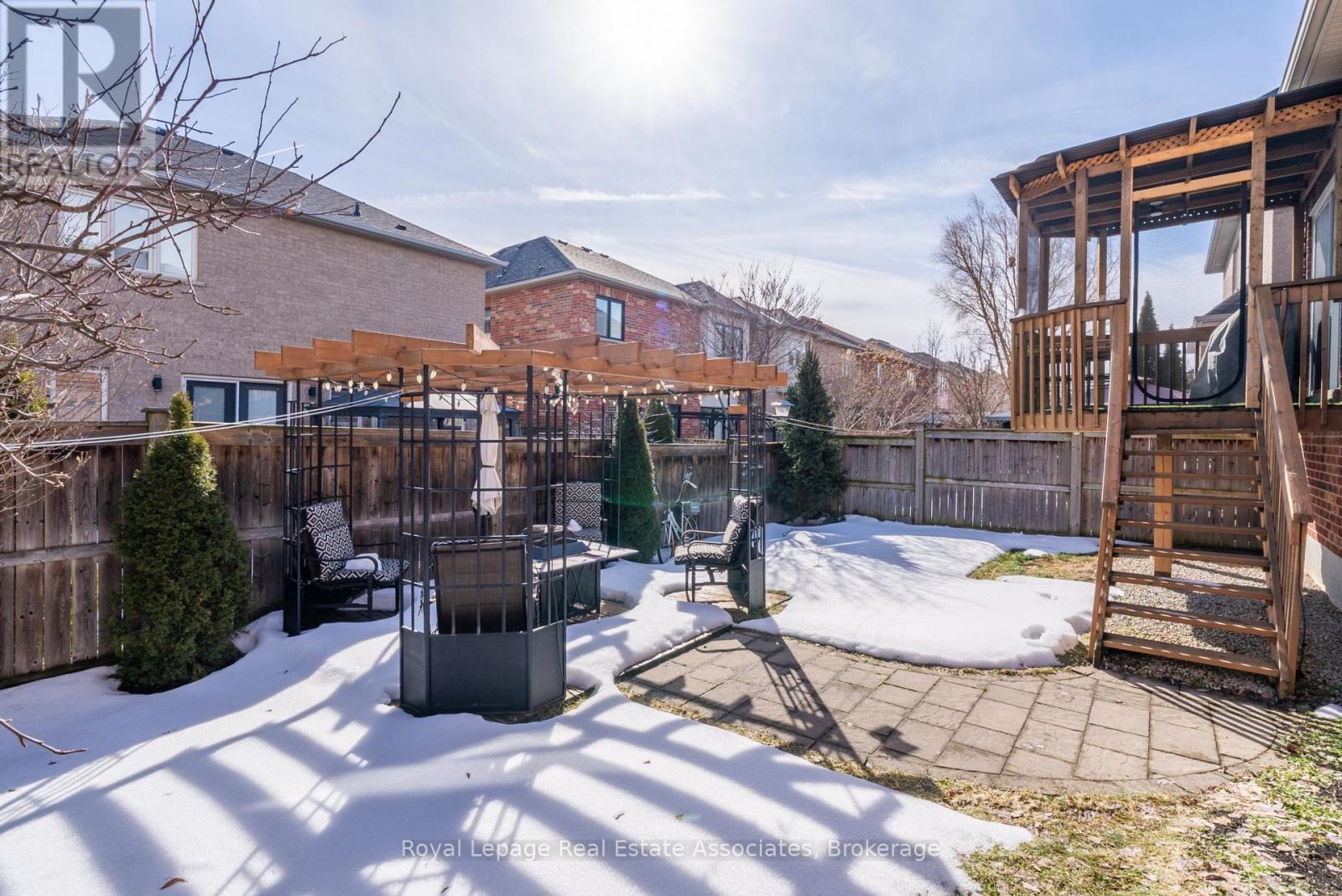 4680 Mcleod Road, Burlington, ON - Outdoor With Deck Patio Veranda