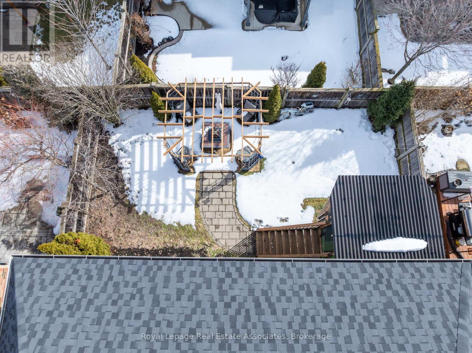 4680 Mcleod Road, Burlington, ON - Outdoor