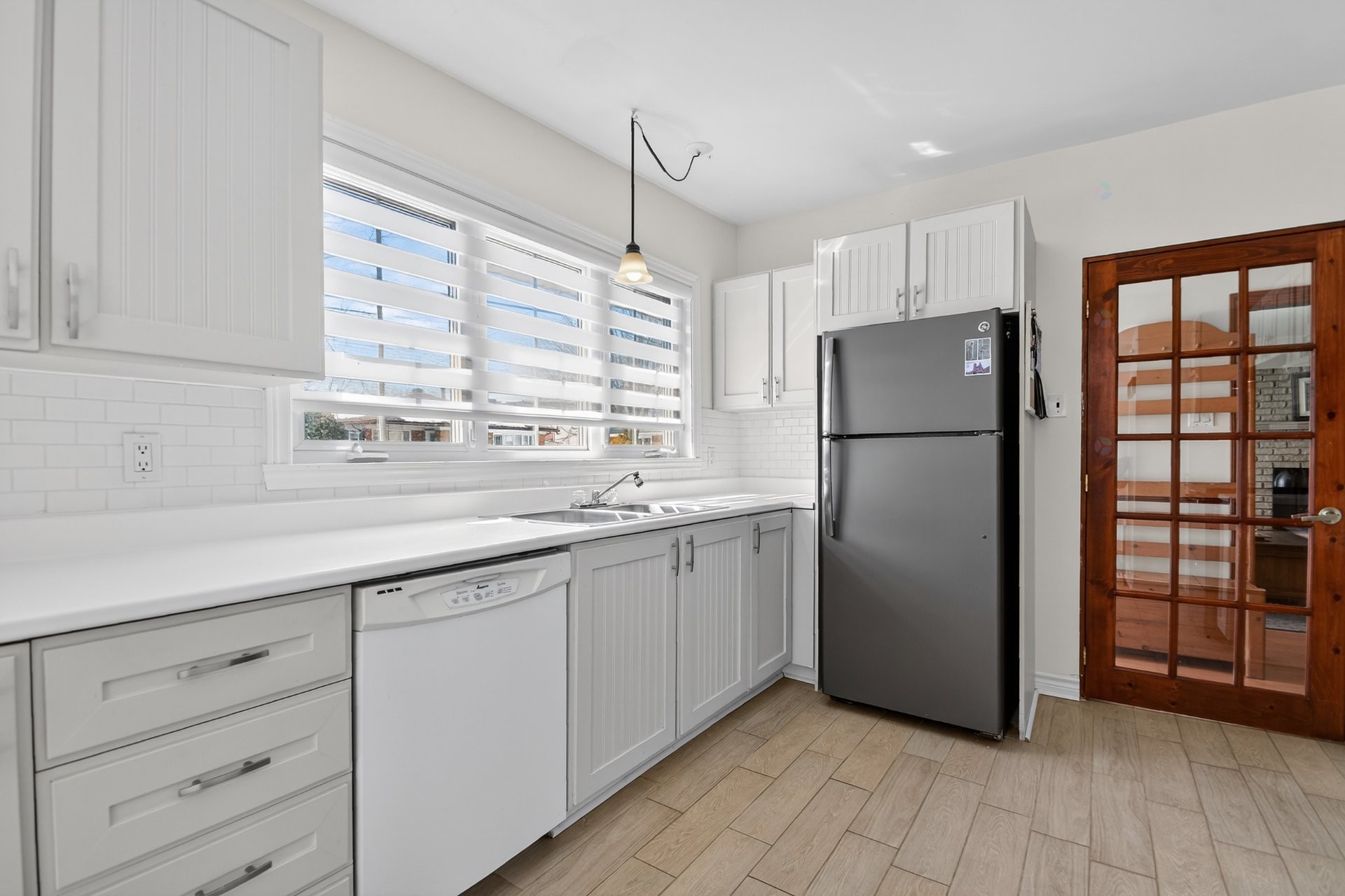 Kitchen - 71 45E Avenue, Saint-Eustache, QC - Indoor Photo Showing Kitchen