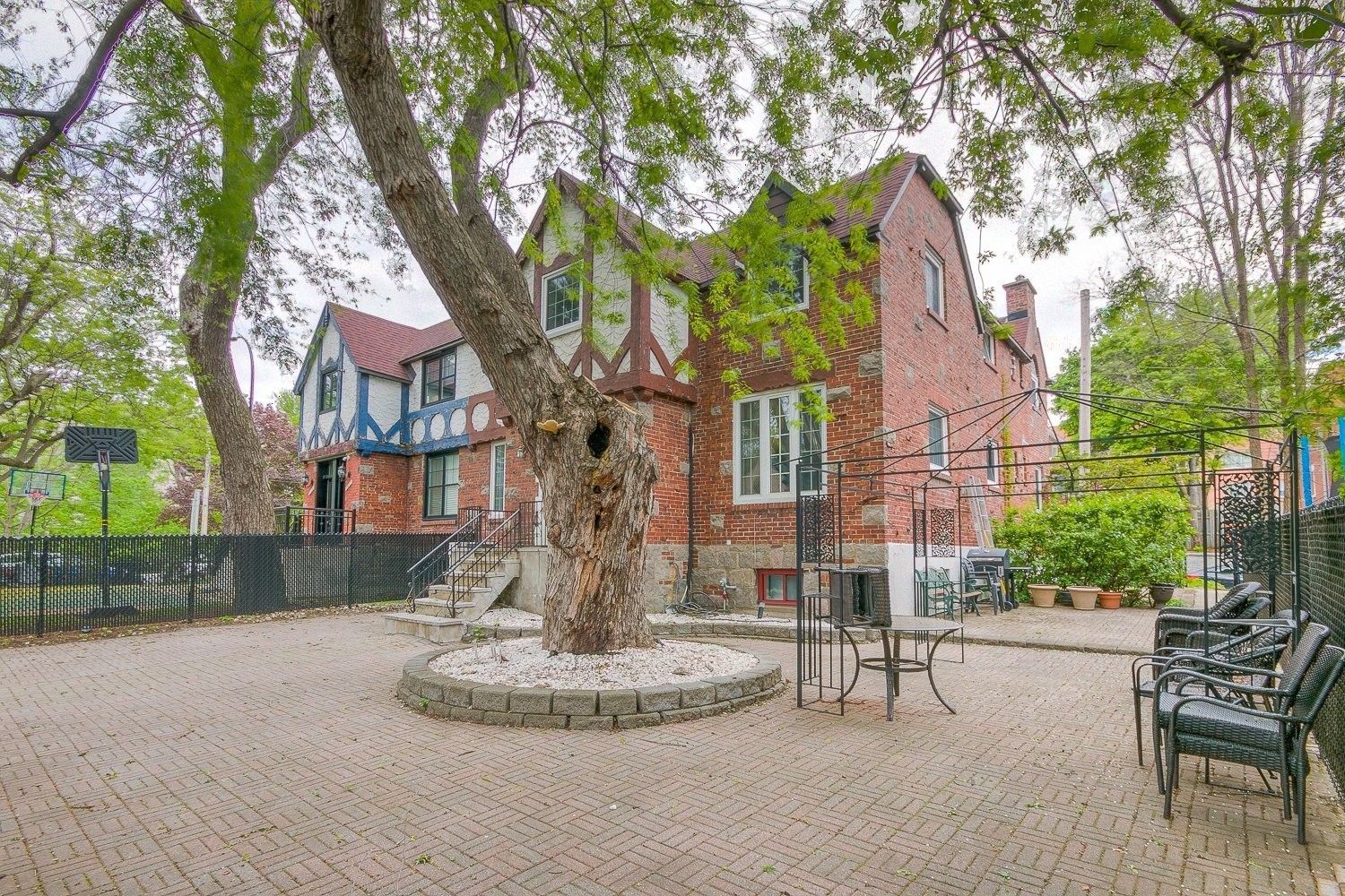 Façade - 5581 Place Beaminster, Montréal (Côte-Des-Neiges/Notre-Dame-De-Grâce), QC - Outdoor