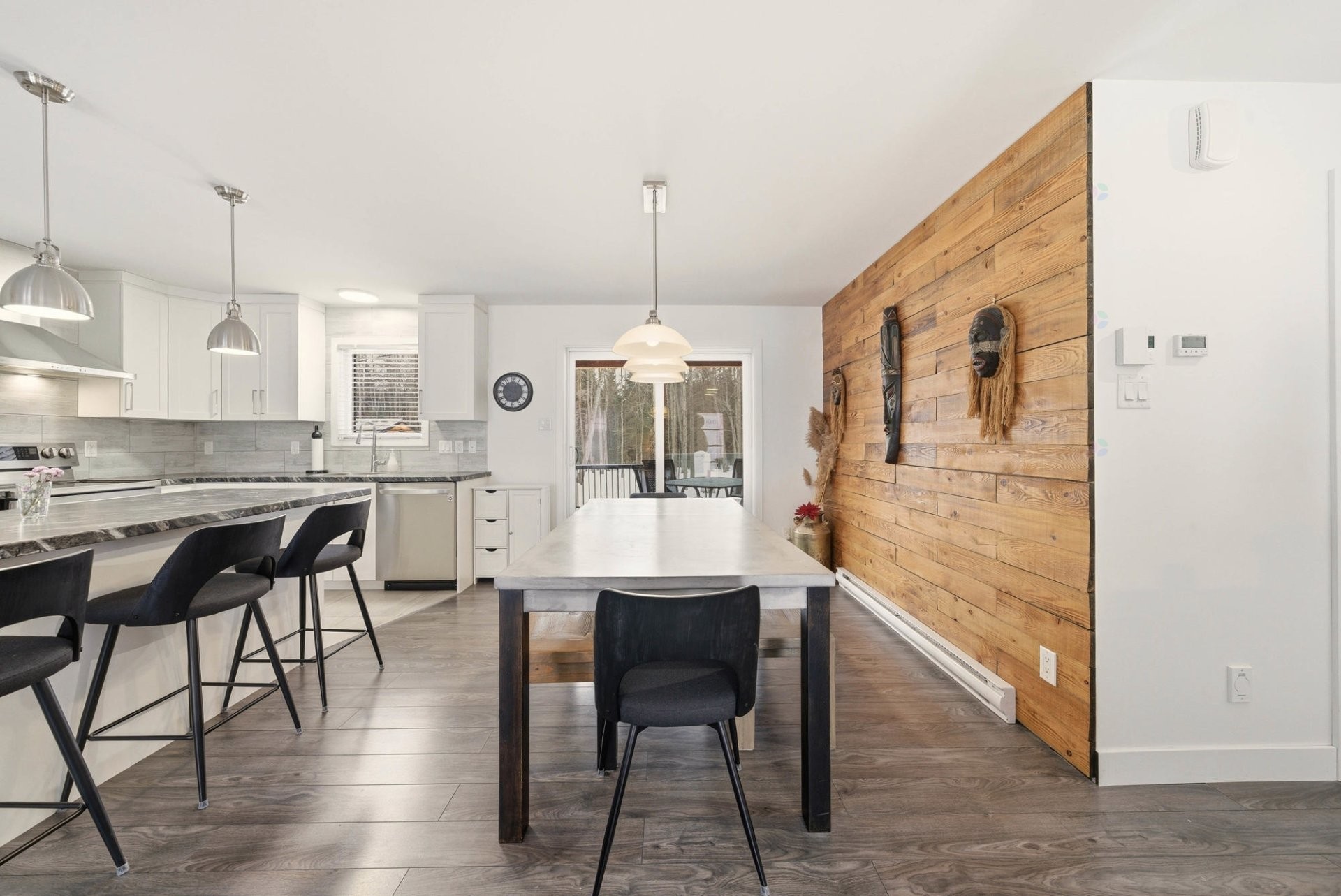 Mud Room - 1030 Rue Des Saumons, Sainte-Marie-De-Blandford, QC - Indoor Photo Showing Other Room