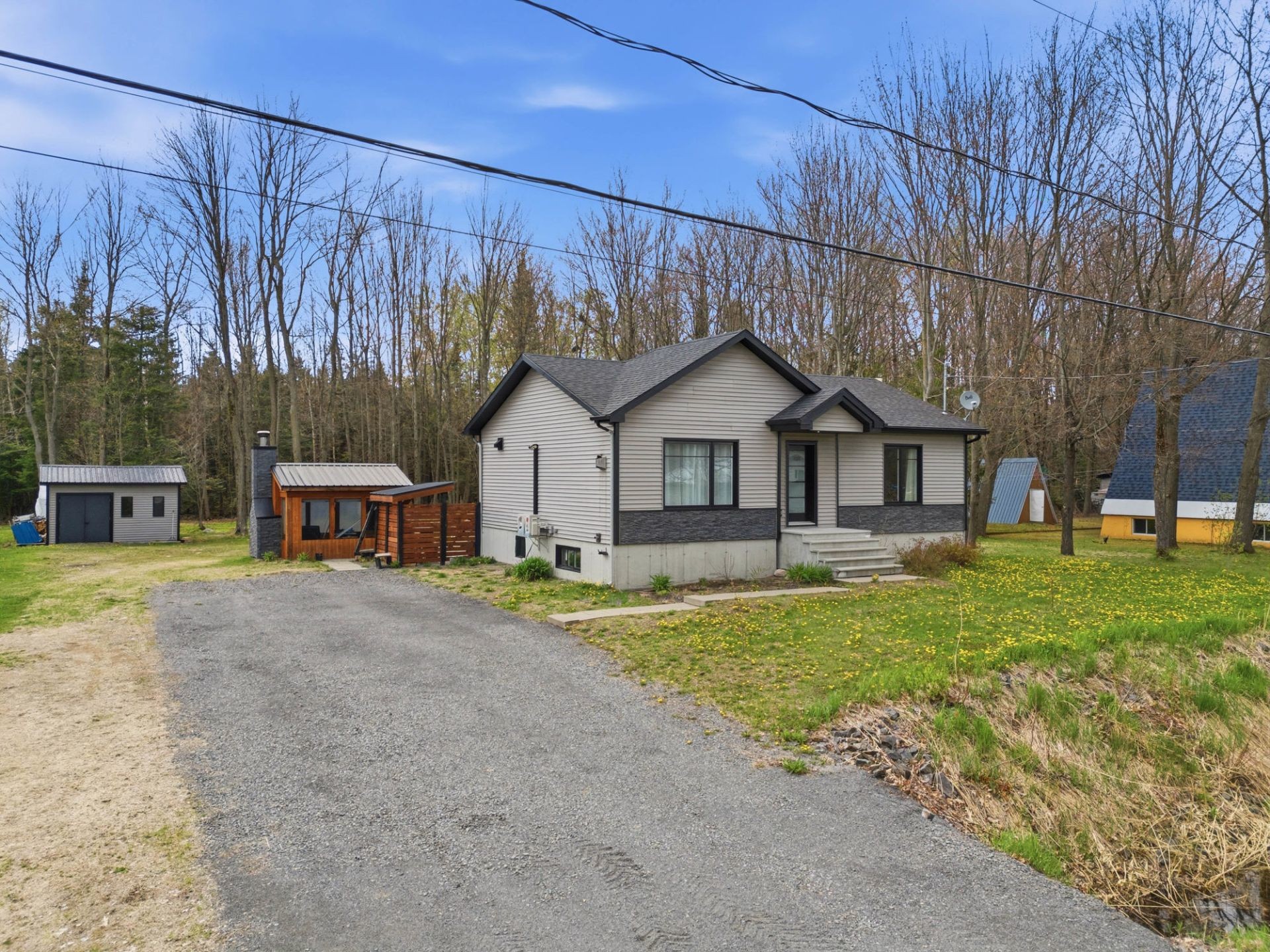 Front of Structure - 1030 Rue Des Saumons, Sainte-Marie-De-Blandford, QC - Outdoor