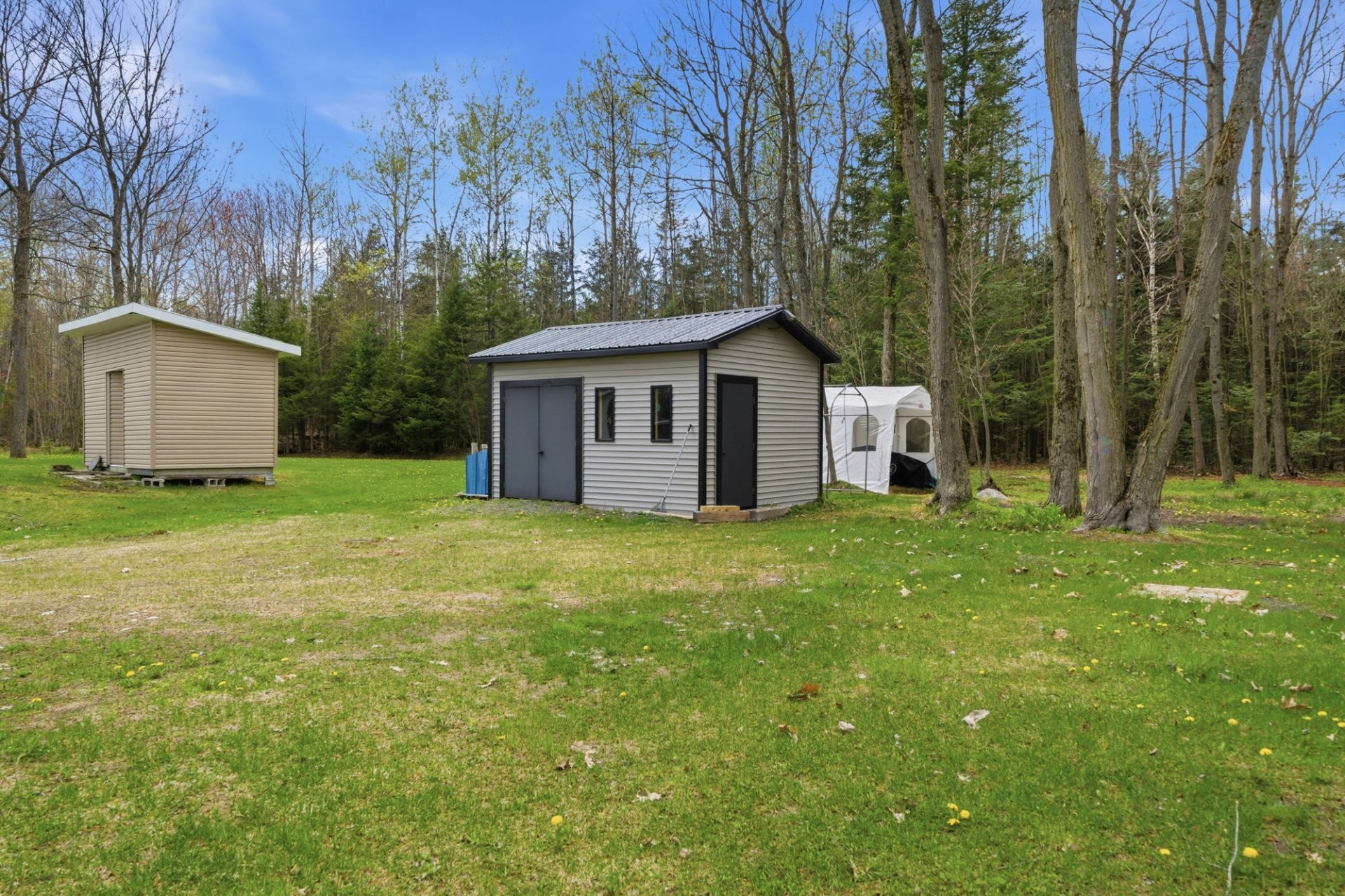 Exterior - 1030 Rue Des Saumons, Sainte-Marie-De-Blandford, QC - Outdoor With Deck Patio Veranda With Exterior