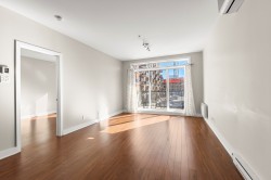 Salon - 