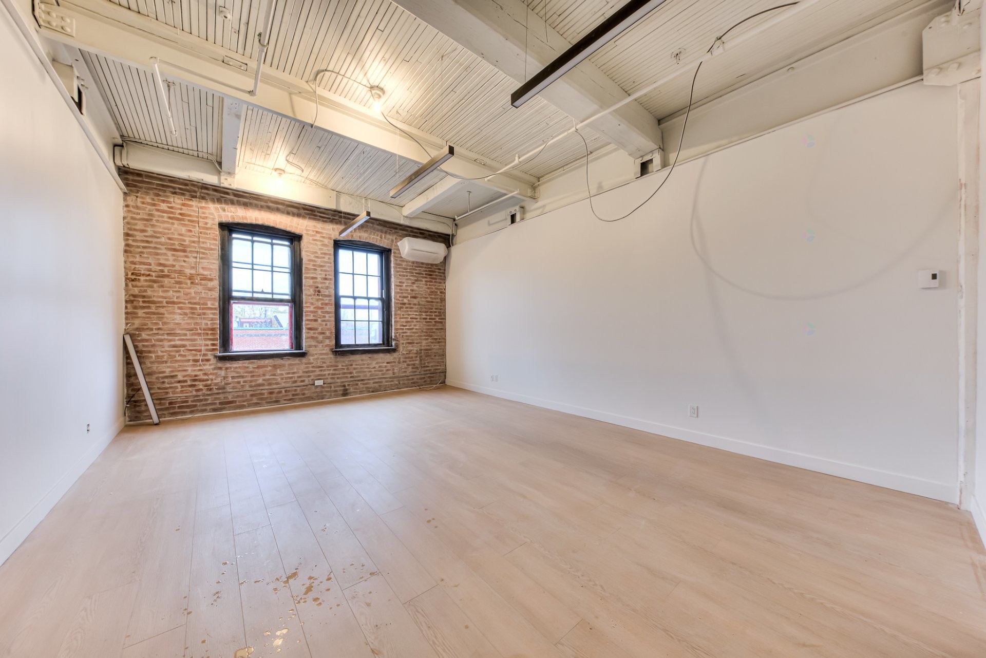 Office - 2660 - 2710 Rue Mullins, Montréal (Le Sud-Ouest), QC - Indoor Photo Showing Other Room