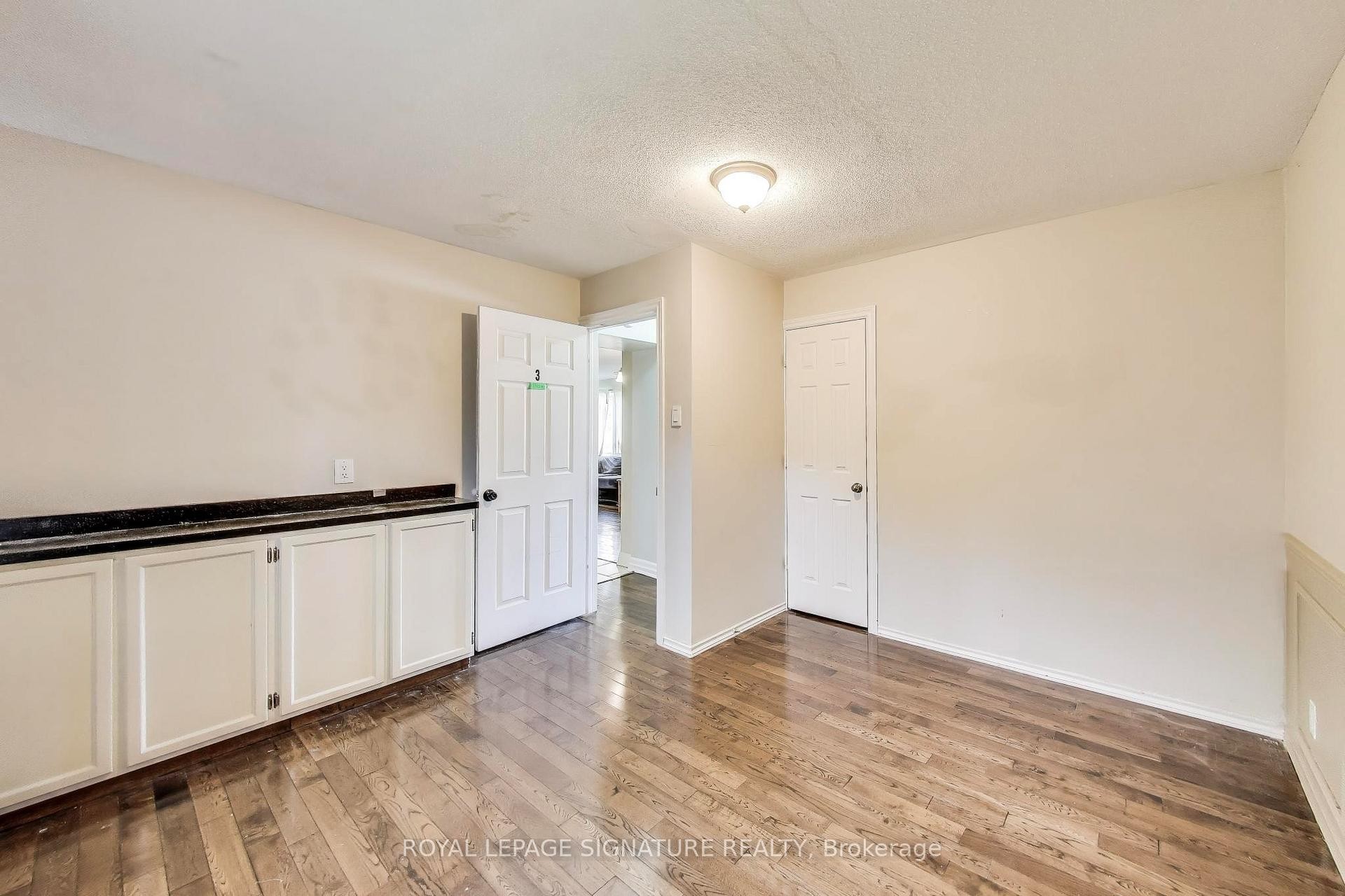 68 Harold Court, Hamilton, ON - Indoor Photo Showing Other Room