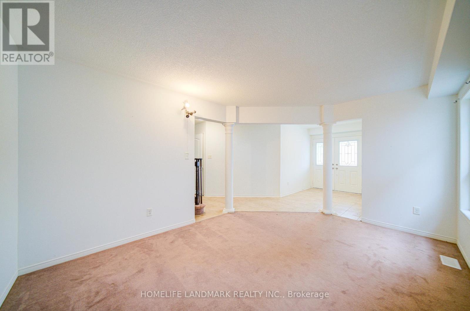 1842 Esterbrook Drive, Oshawa, ON - Indoor Photo Showing Other Room