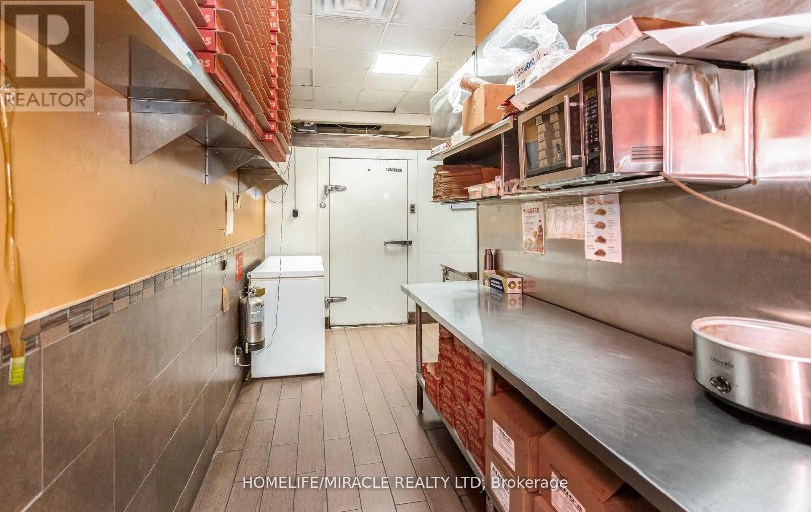 95 Saginaw Parkway, Cambridge, ON